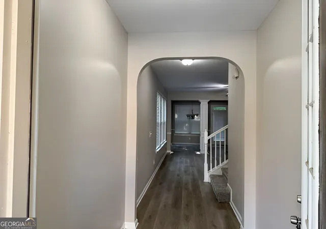 Photo 4 of Single family home for sale at 3902 Brockenhurst Dr, Buford, GA 30519 | MLS# 10816940 | Listing updated on 2026-09-27