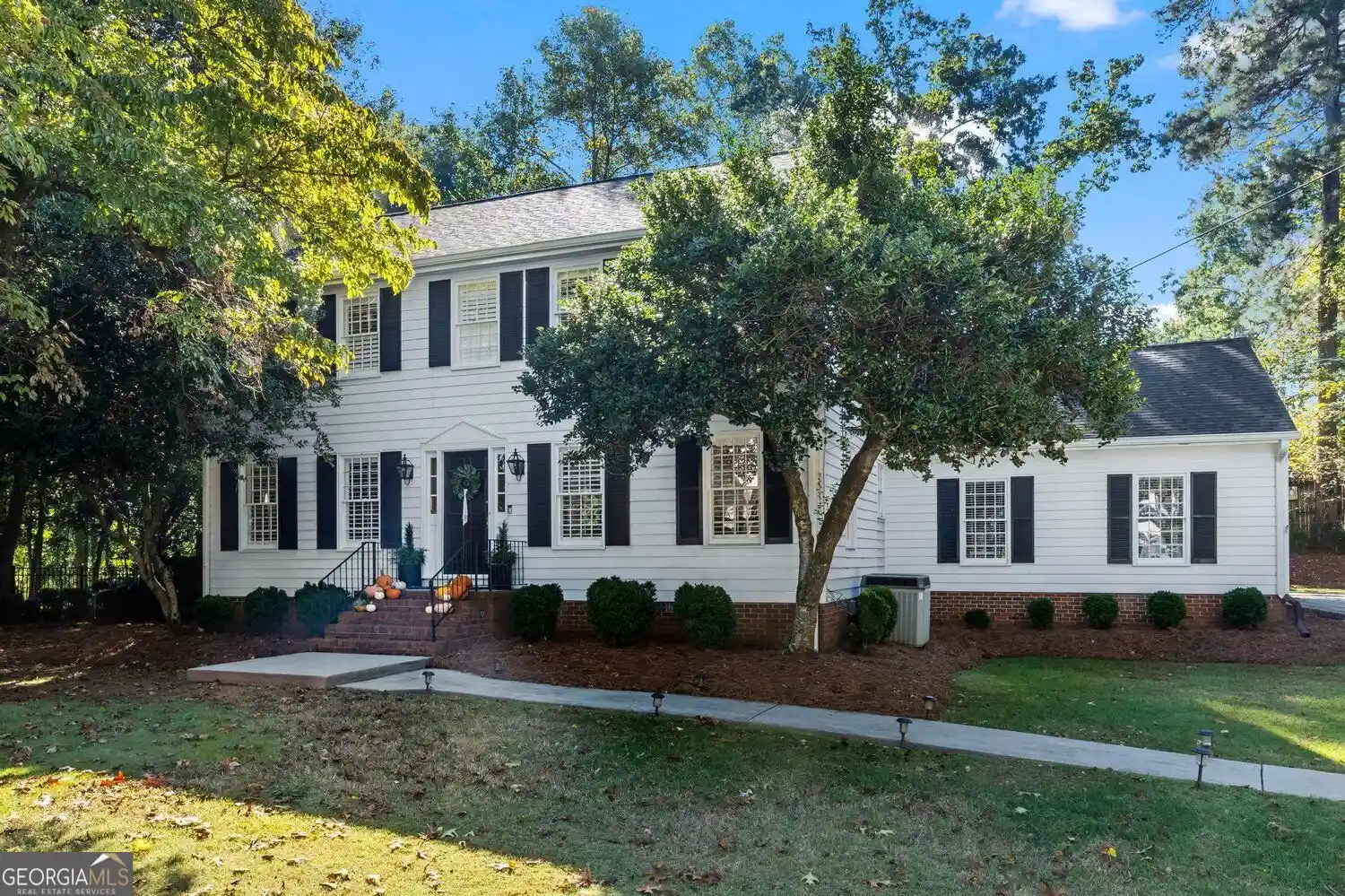 Photo 1 of Single family home for sale at 1961 Mount Vernon Rd, Atlanta, GA 30338 | MLS# 10873122 | Listing updated on 2026-10-29