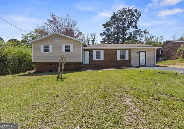 Homes for sale in Warner Robins, GA | 108 Tina Dr, Warner Robins, GA 31088 | MLS# 10717644