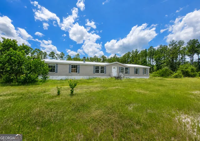Photo 1 of Manufactured home for sale at 61 Drury Ln, Hortense, GA 31543 | MLS# 10810217 | Listing updated on 2026-08-29