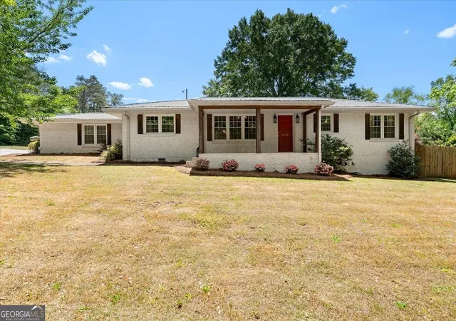 Photo 1 of Single family home for sale at 1172 Alabama St, Carrollton, GA 30117 | MLS# 10741805 | Listing updated on 2026-09-12