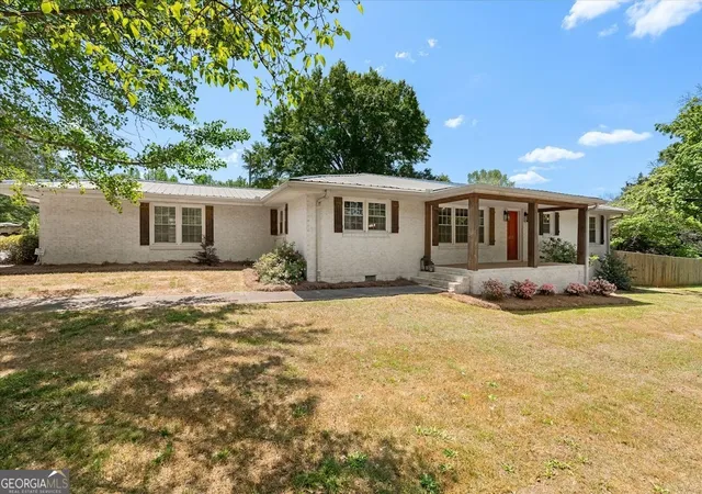 Photo 2 of Single family home for sale at 1172 Alabama St, Carrollton, GA 30117 | MLS# 10741805 | Listing updated on 2026-09-12