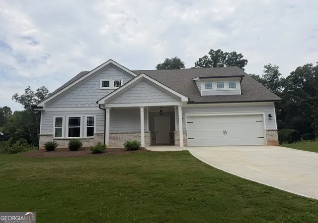 Photo 1 of Single family home for sale at 202 Railroad St, Gray, GA 31032 | MLS# 10810130 | Listing updated on 2026-08-04