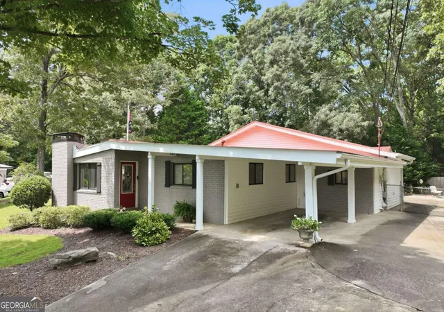 Photo 1 of Single family home for sale at 3532 Wesley Dr, Gainesville, GA 30506 | MLS# 10828663 | Listing updated on 2026-09-02