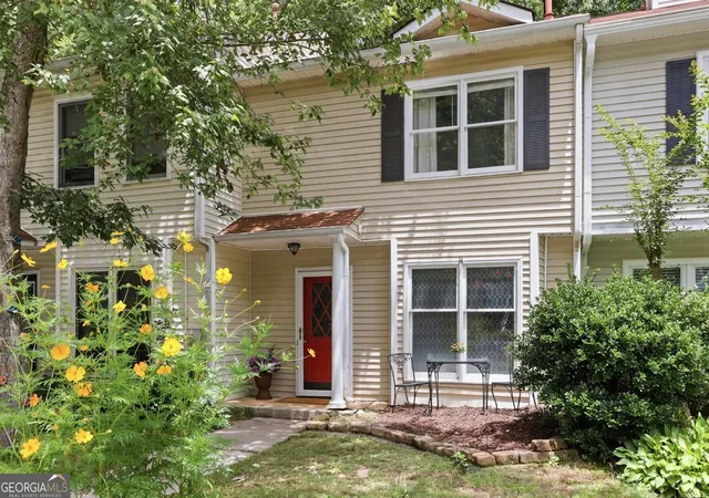 Photo 1 of Sale Pending at 3154 Stratford Green Pl, Avondale Estates, GA 30002 | MLS# 10812267 | Listing updated on 2026-09-03