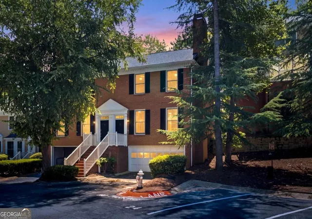 Townhouse for sale at 7500 Roswell Rd #6, Sandy Springs, GA 30350 | MLS# 10830047