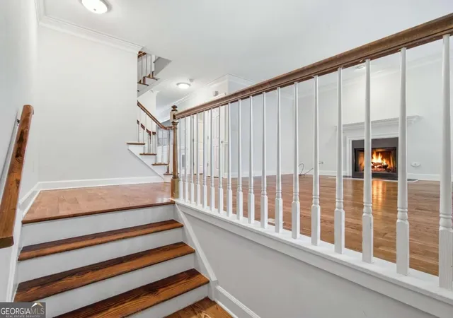 Photo 3 of Townhouse for sale at 7500 Roswell Rd #6, Sandy Springs, GA 30350 | MLS# 10830047 | Listing updated on 2026-09-13
