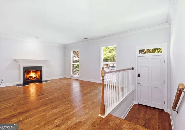 Photo 3 of Townhouse for sale at 7500 Roswell Rd #6, Sandy Springs, GA 30350 | MLS# 10830047 | Listing updated on 2026-09-27