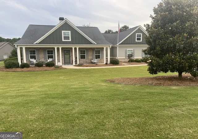Homes for sale in Williamson, GA | 19 Chatham Ct, Williamson, GA 30292 | MLS# 10769374