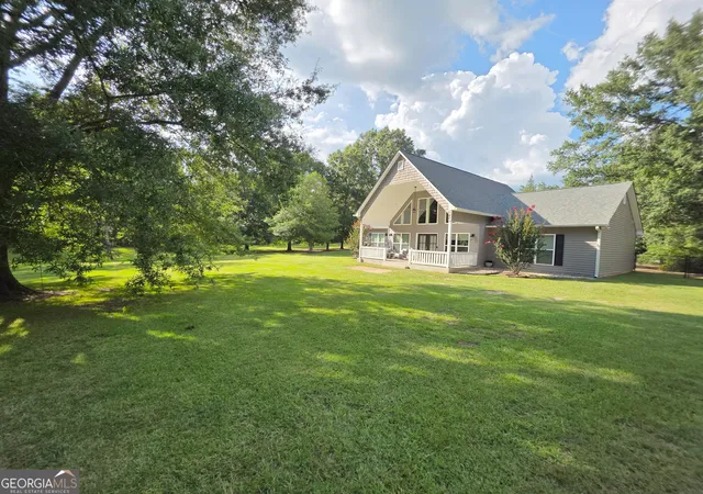 2nd image of 105 Lawrence Rd Nw, Milledgeville, GA 31061 | MLS# 10808785