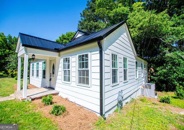 Homes for sale in Bremen, GA | 421 Georgia Ave N, Bremen, GA 30110 | MLS# 10780207