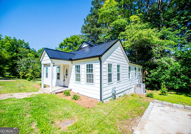Homes for sale in Bremen, GA | 421 Georgia Ave N, Bremen, GA 30110 | MLS# 10780207