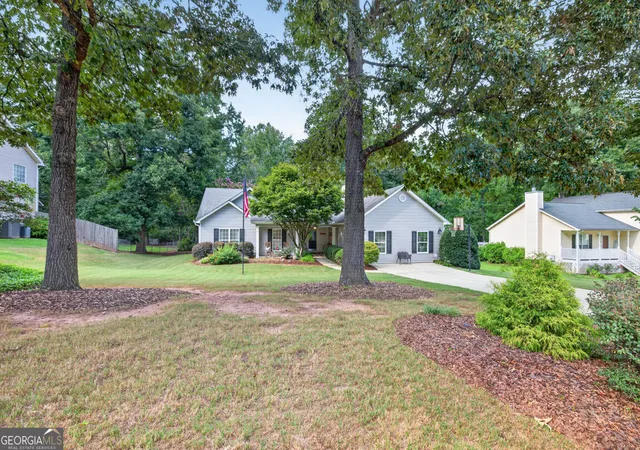 Photo 2 of Sale Pending at 385 Lokey'S Ridge Rd, Bethlehem, GA 30620 | MLS# 10835198 | Listing updated on 2026-09-09