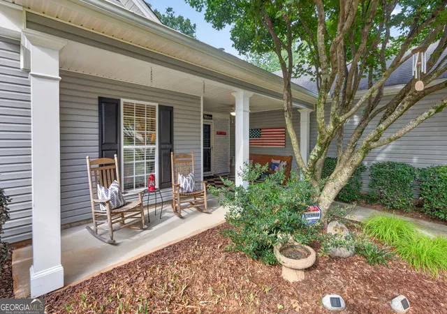 Photo 3 of Sale Pending at 385 Lokey'S Ridge Rd, Bethlehem, GA 30620 | MLS# 10835198 | Listing updated on 2026-09-09