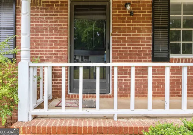 Homes for sale in Winder, GA | 858 Pine Shadow Ln, Winder, GA 30680 | MLS# 10760651