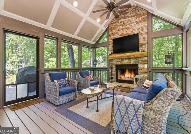 3rd image of 2815 Lake Ct, Cumming, GA 30041 | MLS# 10759662