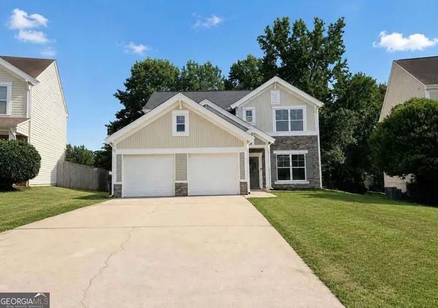 Photo 2 of Single family home for sale at 1705 Chinaberry Ct, Stockbridge, GA 30281 | MLS# 10828096 | Listing updated on 2026-10-06