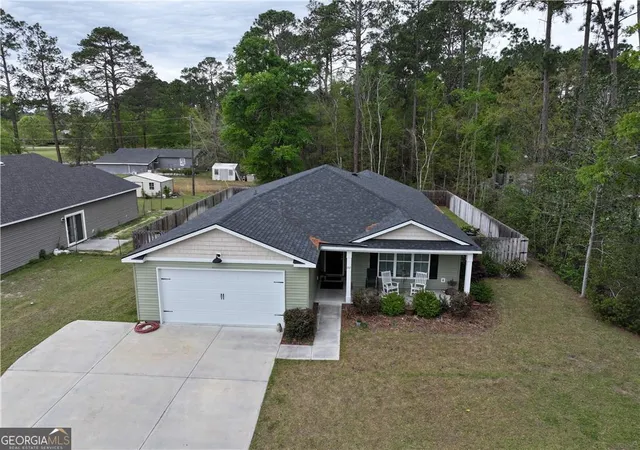 Homes for sale in Pembroke, GA | 207 Judith St, Pembroke, GA 31321 | MLS# 10724404