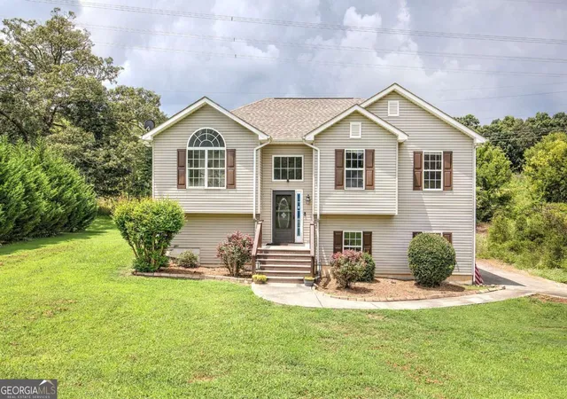 1st image of 258 Hunters Xing Se, Calhoun, GA 30701 | MLS# 10824234
