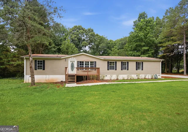 Homes for sale in Cumming, GA | 6512 Millwood Rd, Cumming, GA 30041 | MLS# 10792486
