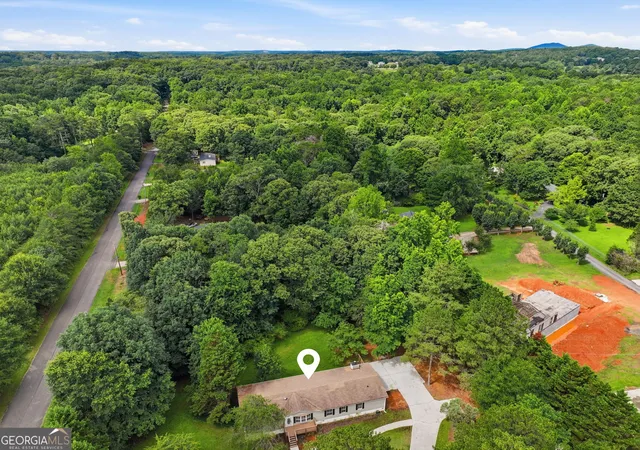 Homes for sale in Cumming, GA | 6512 Millwood Rd, Cumming, GA 30041 | MLS# 10792486
