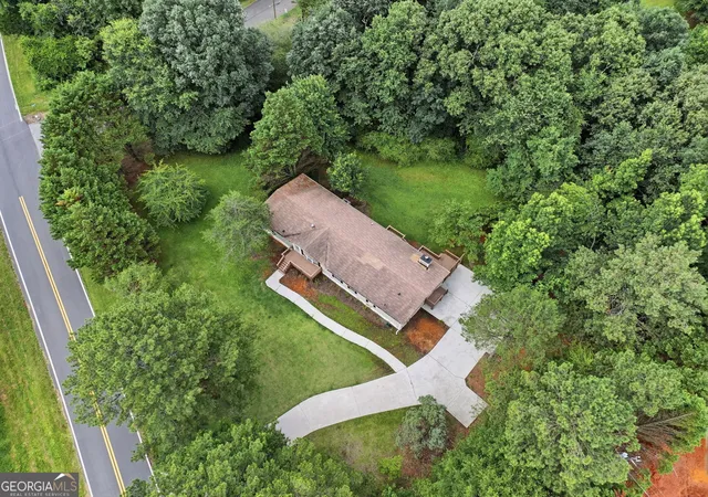 Homes for sale in Cumming, GA | 6512 Millwood Rd, Cumming, GA 30041 | MLS# 10792486