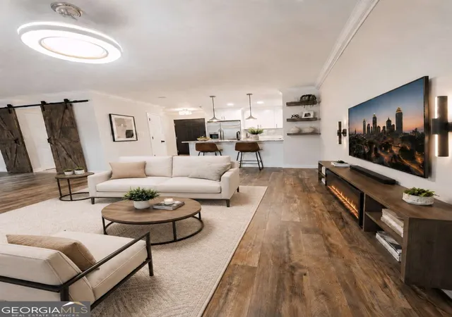 2nd image of 300 Johnson Ferry Rd #A406, Atlanta, GA 30328 | MLS# 10804191