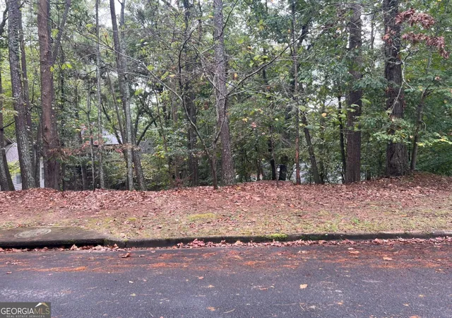 Photo 3 of Land for sale at 0 Spyglass Blf Dr, Johns Creek, GA 30022 | MLS# 10628282 | Listing updated on 2026-07-10