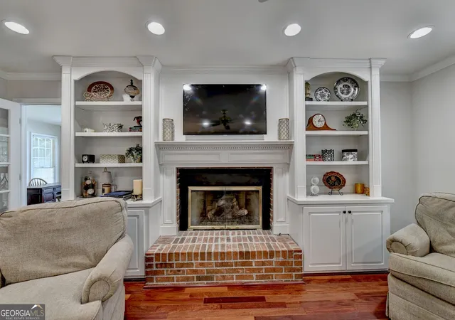Photo 3 of Single family home for sale at 4634 Camber Well Ln, Suwanee, GA 30024 | MLS# 10834552 | Listing updated on 2026-09-18