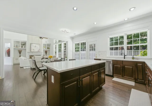 Photo 4 of Single family home for sale at 3426 SE Belridge Dr, Smyrna, GA 30080 | MLS# 10798534 | Listing updated on 2026-09-14