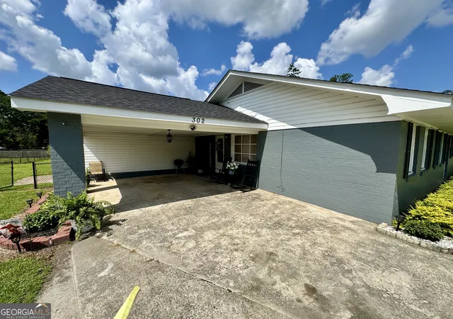 Homes for sale in Vidalia, GA | 302 W 9Th St, Vidalia, GA 30474 | MLS# 10795460