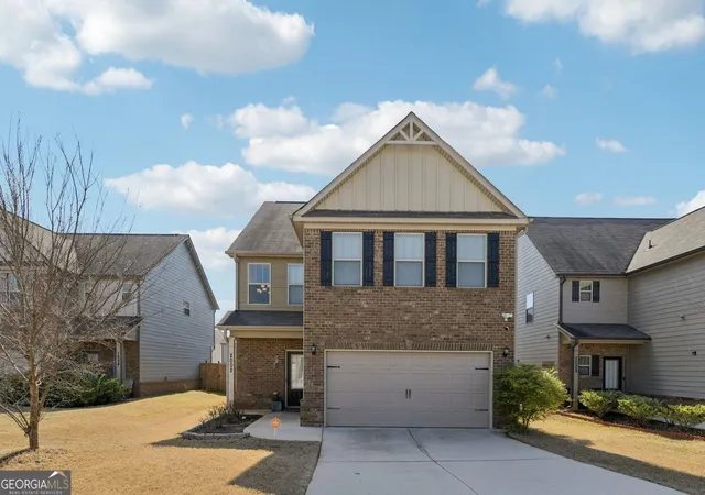 1st image of 2002 Bridgewater Pass, Hampton, GA 30228 | MLS# 10829845