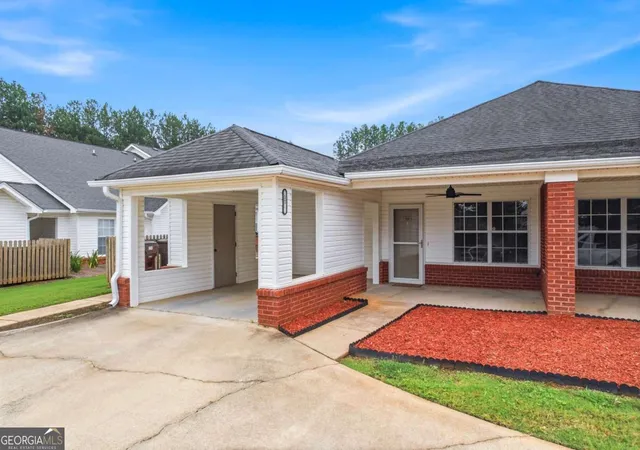 Photo 3 of Condo for sale at 150 Old Ml Rd #118, Cartersville, GA 30120 | MLS# 10816259 | Listing updated on 2026-08-16
