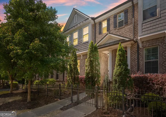 Photo 3 of Townhouse for sale at 1820 Stephanie Trl, Atlanta, GA 30329 | MLS# 10814921 | Listing updated on 2026-10-02