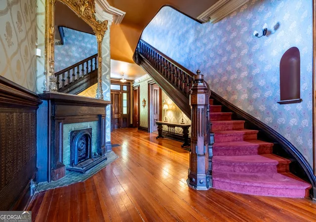 Photo 3 of Mansion for sale at 906 E 2nd Avenue, Rome, GA 30161 | MLS# 10836150 | Listing updated on 2026-09-14
