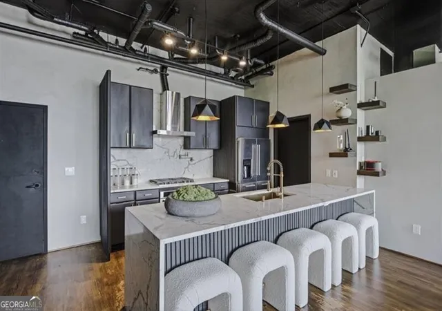 Photo 2 of Sale Pending at 3235 Roswell Rd #502, Atlanta, GA 30305 | MLS# 10813497 | Listing updated on 2026-08-28
