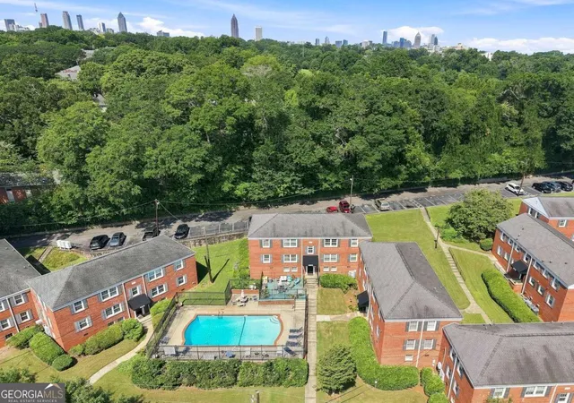 Photo 3 of Condo for sale at 560 Goldsboro Rd Ne #B, Atlanta, GA 30307 | MLS# 10826751 | Listing updated on 2026-09-08
