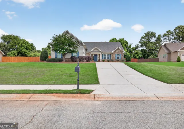 Homes for sale in Jefferson, GA | 1251 Daniel Dr, Jefferson, GA 30549 | MLS# 10783827