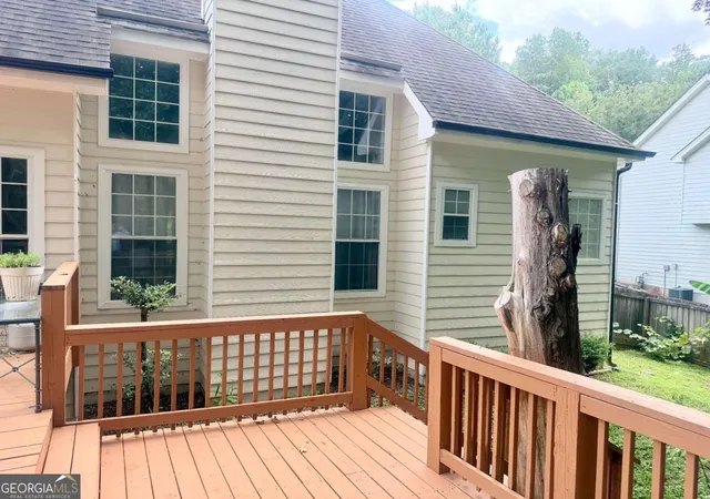 Photo 4 of Sale Pending at 345 Winchester Way, Woodstock, GA 30188 | MLS# 10811924 | Listing updated on 2026-09-16