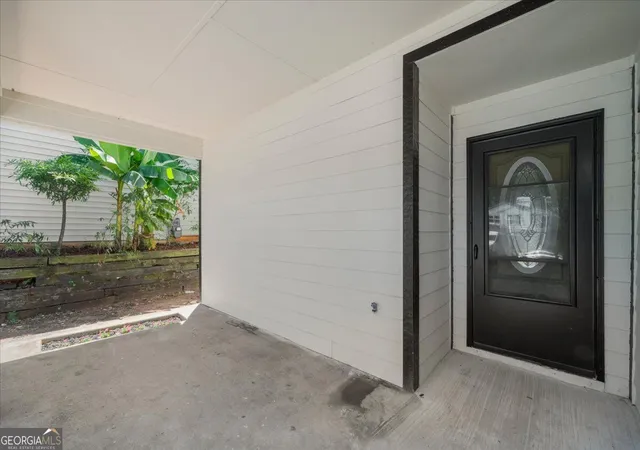 Photo 3 of Single family home for sale at 1172 Red Oak Cvs, Tucker, GA 30084 | MLS# 10834480 | Listing updated on 2026-09-13