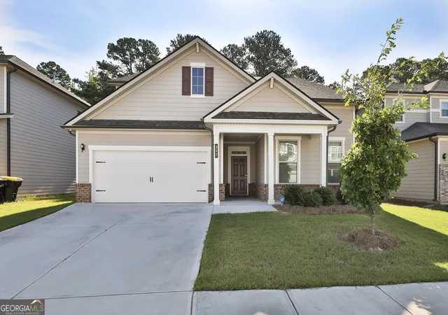 Single family home for sale at 357 Caledonia Ct, Peachtree City, GA 30269 | MLS# 10808945