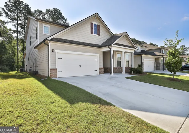 Photo 1 of Single family home for sale at 357 Caledonia Ct, Peachtree City, GA 30269 | MLS# 10808945 | Listing updated on 2026-10-16
