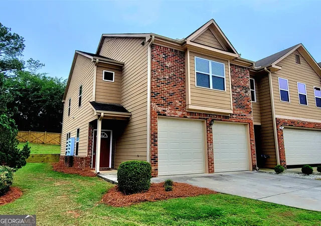 Photo 2 of Sale Pending at 180 Oakland Hills Way, Lawrenceville, GA 30044 | MLS# 10796845 | Listing updated on 2026-09-16