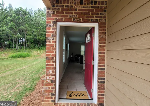 Photo 3 of Sale Pending at 180 Oakland Hills Way, Lawrenceville, GA 30044 | MLS# 10796845 | Listing updated on 2026-09-16