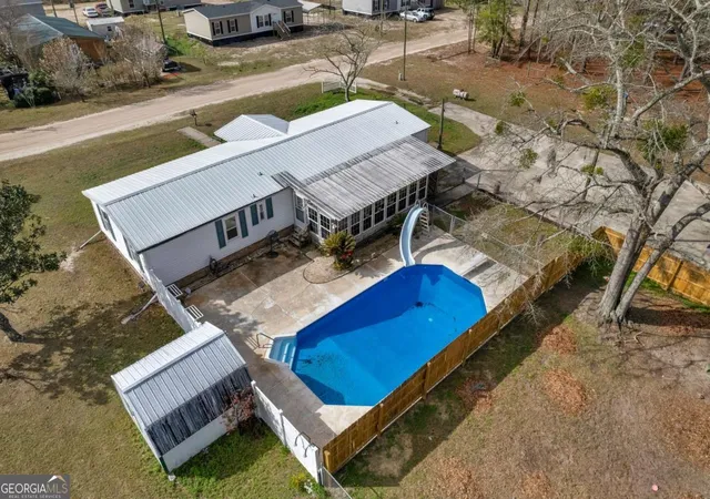3rd image of 175 Oak Lake Dr, Hinesville, GA 31313 | MLS# 10713158