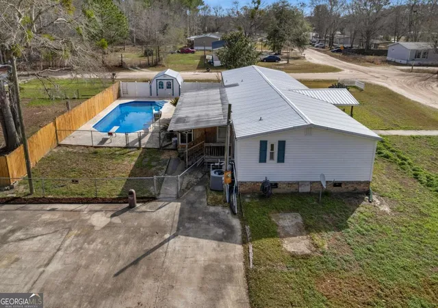4th image of 175 Oak Lake Dr, Hinesville, GA 31313 | MLS# 10713158