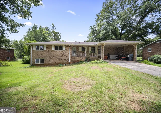 1st image of 1810 Hasty Rd, Marietta, GA 30062 | MLS# 10812878