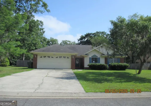 Homes for sale in Hinesville, GA | 1108 Montclair Dr, Hinesville, GA 31313 | MLS# 10786082