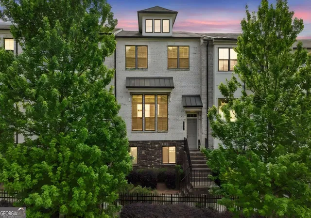3rd image of 140 Fair View Cir, Roswell, GA 30076 | MLS# 10738201