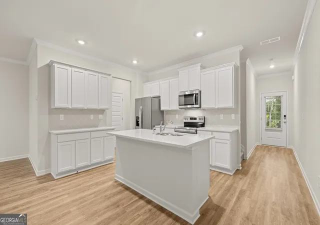 Photo 3 of Townhouse for sale at 430 Silver Moon Dr, Loganville, GA 30052 | MLS# 10731945 | Listing updated on 2026-09-09